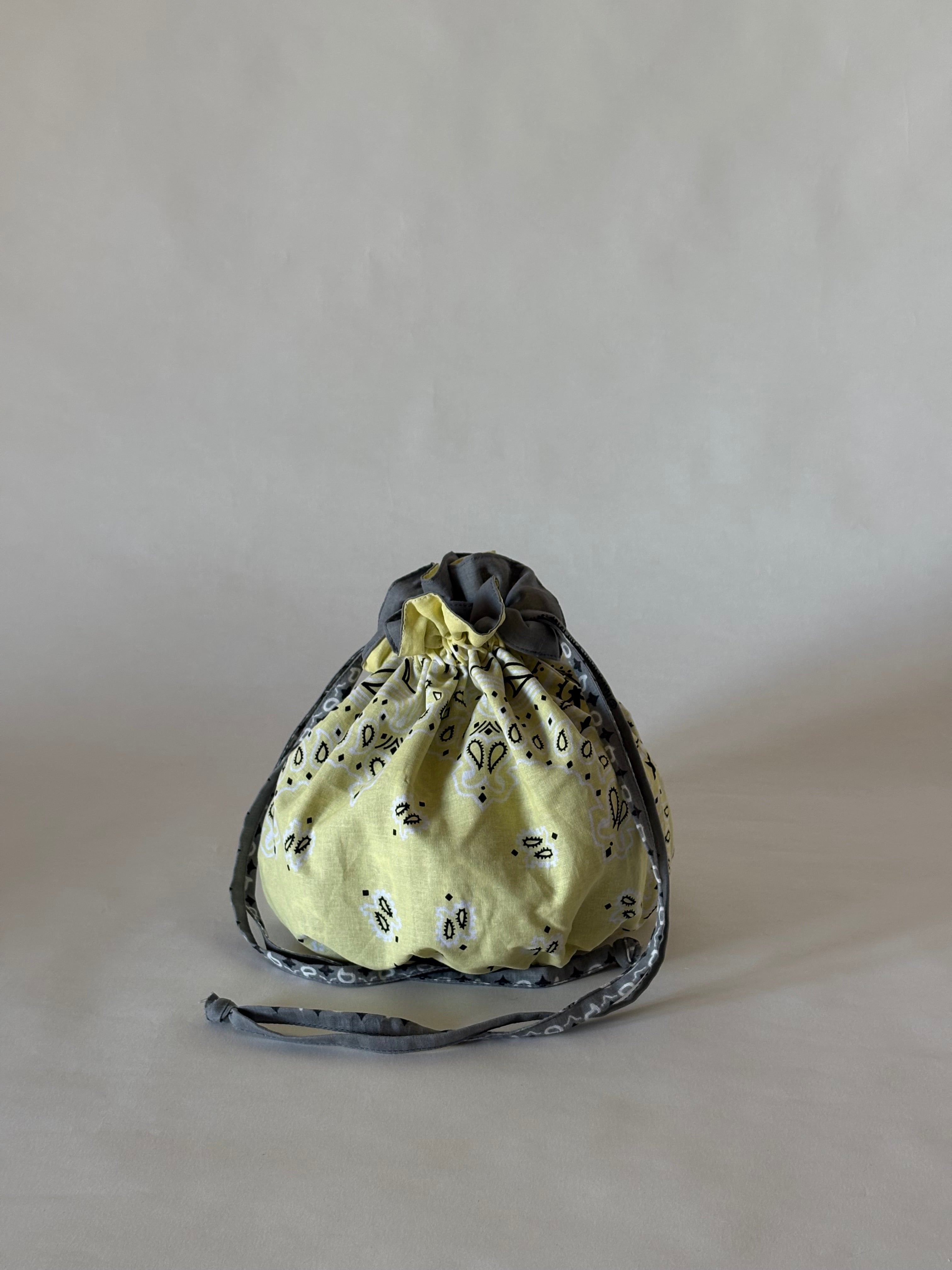Grigio | Giallino Burro