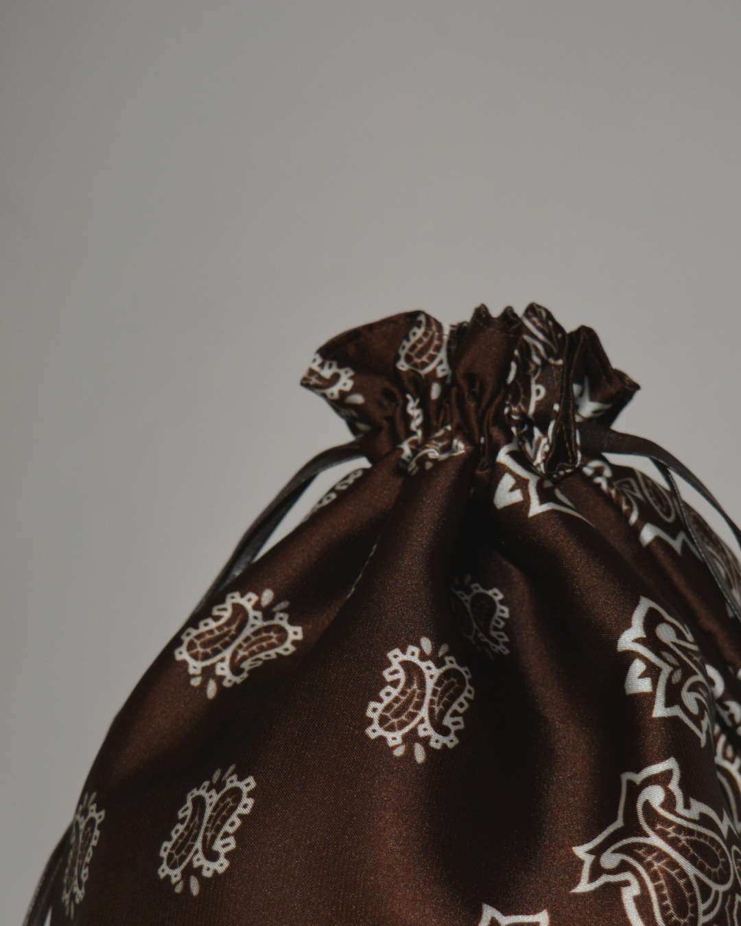 Sac à main satin | Dark Chocolate