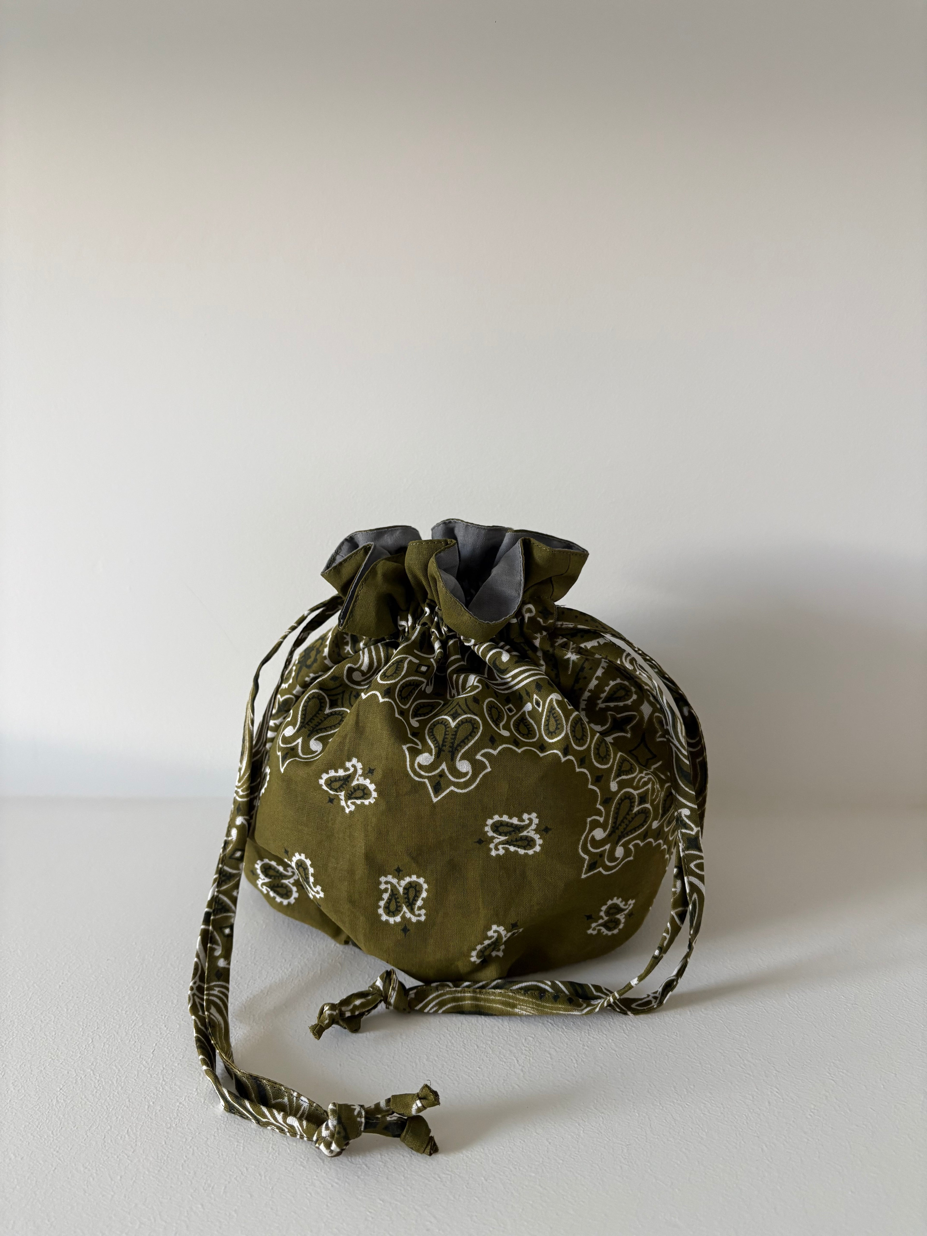Verde Militare | Grigio