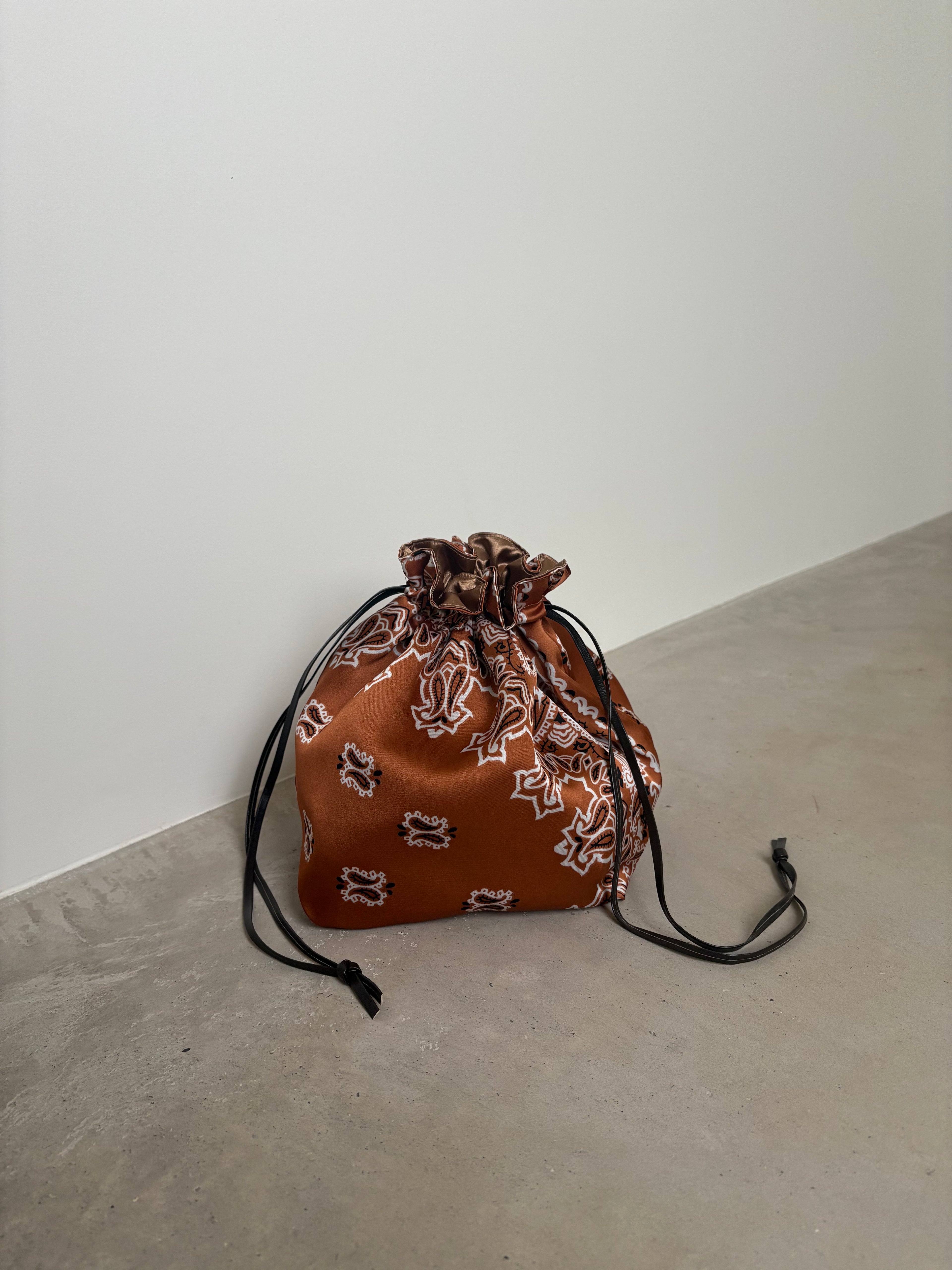 Satin handbag | Copper