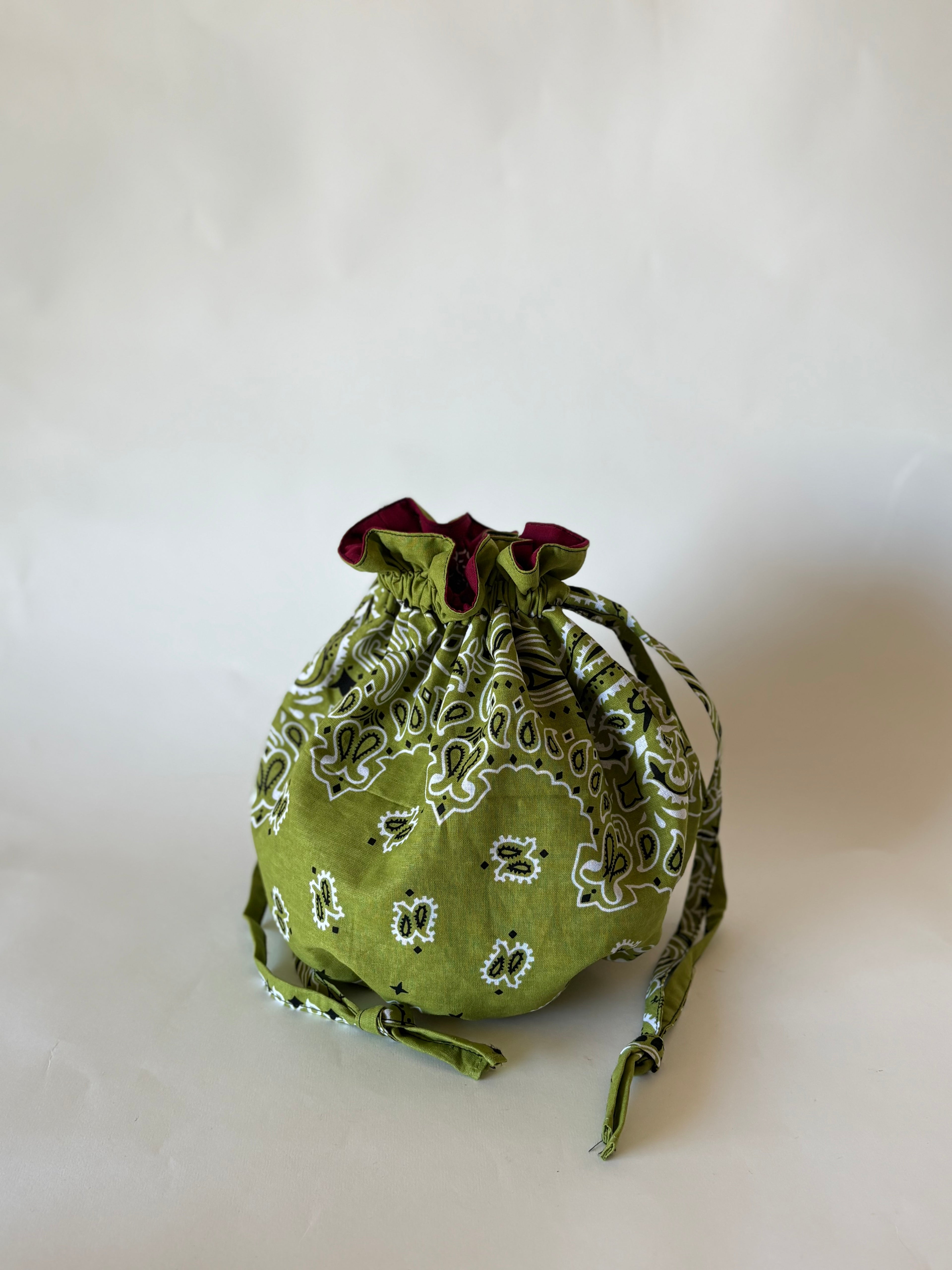 Verde Oliva | Bordeaux