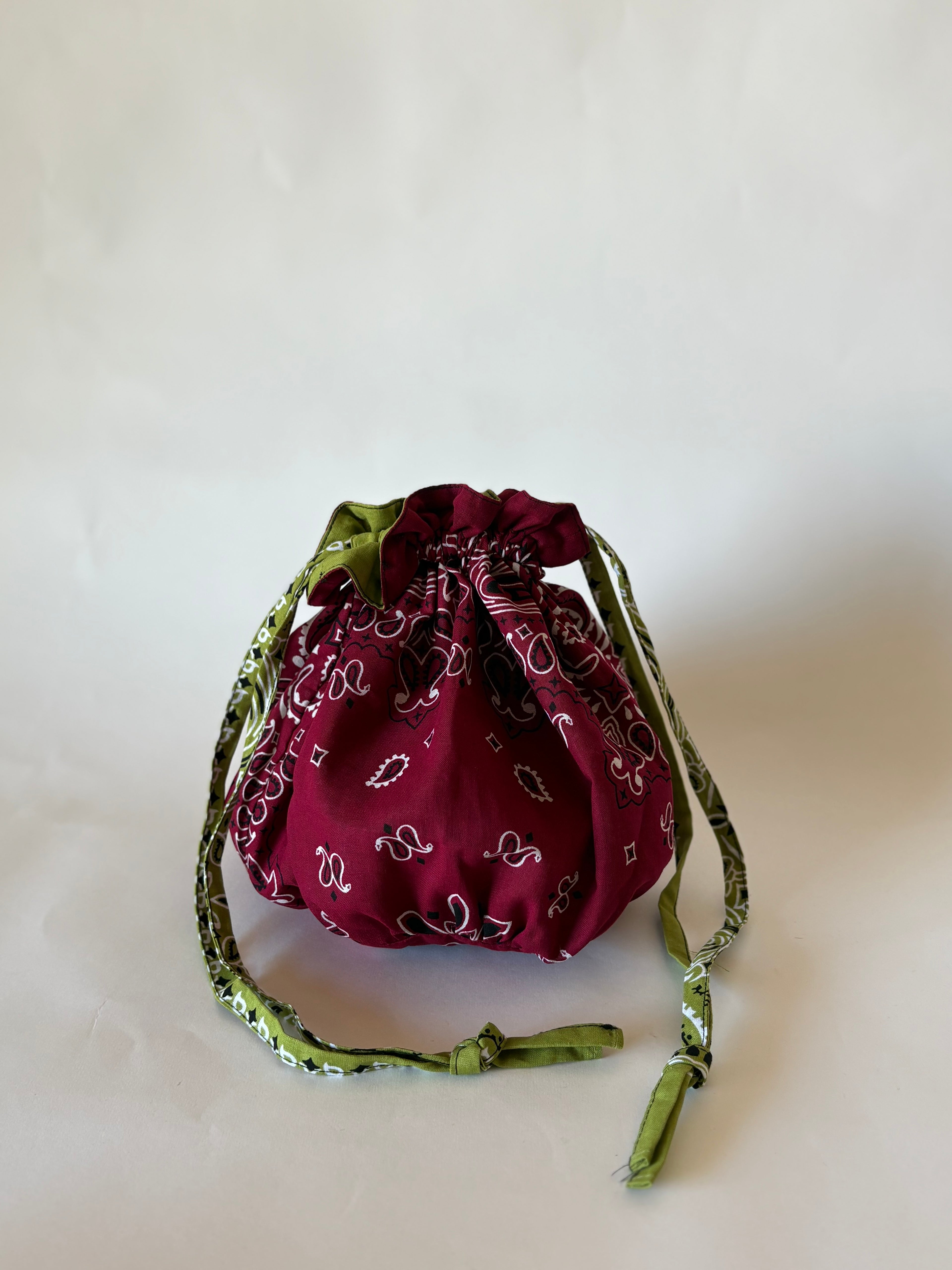 Verde Oliva | Bordeaux